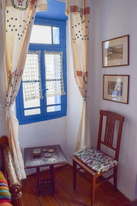 Το Πάνω Σπίτι Της Μαριάνθης Villa Márpissa Dış mekan fotoğraf