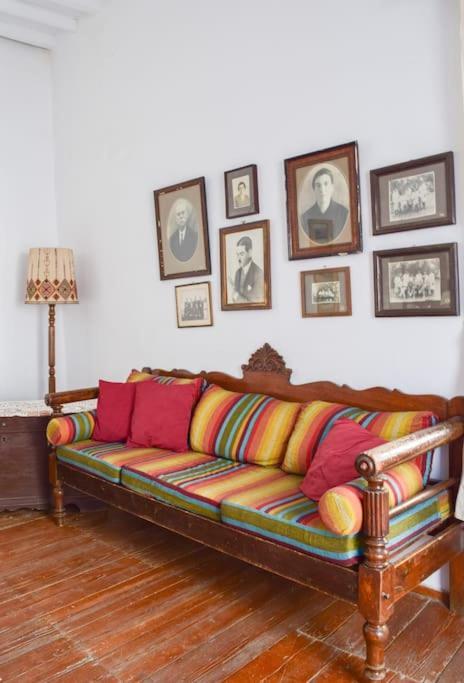 Το Πάνω Σπίτι Της Μαριάνθης Villa Márpissa Dış mekan fotoğraf