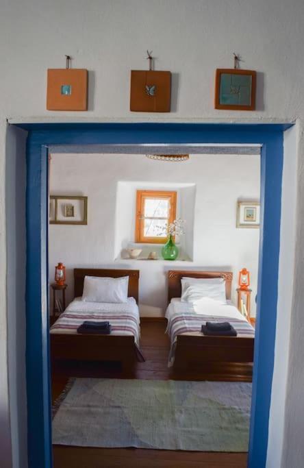 Το Πάνω Σπίτι Της Μαριάνθης Villa Márpissa Dış mekan fotoğraf